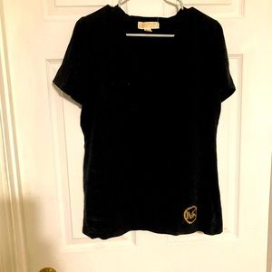 Women’s V-neck Micheal Kors tee